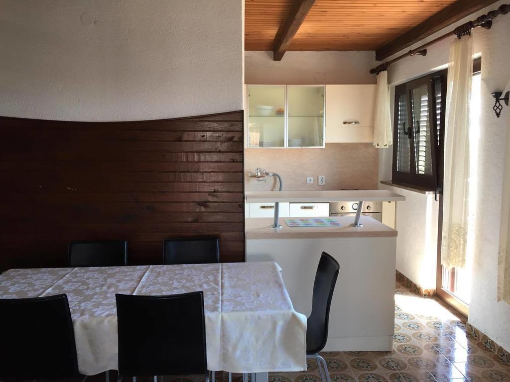 Appartamento Karabaic Punat